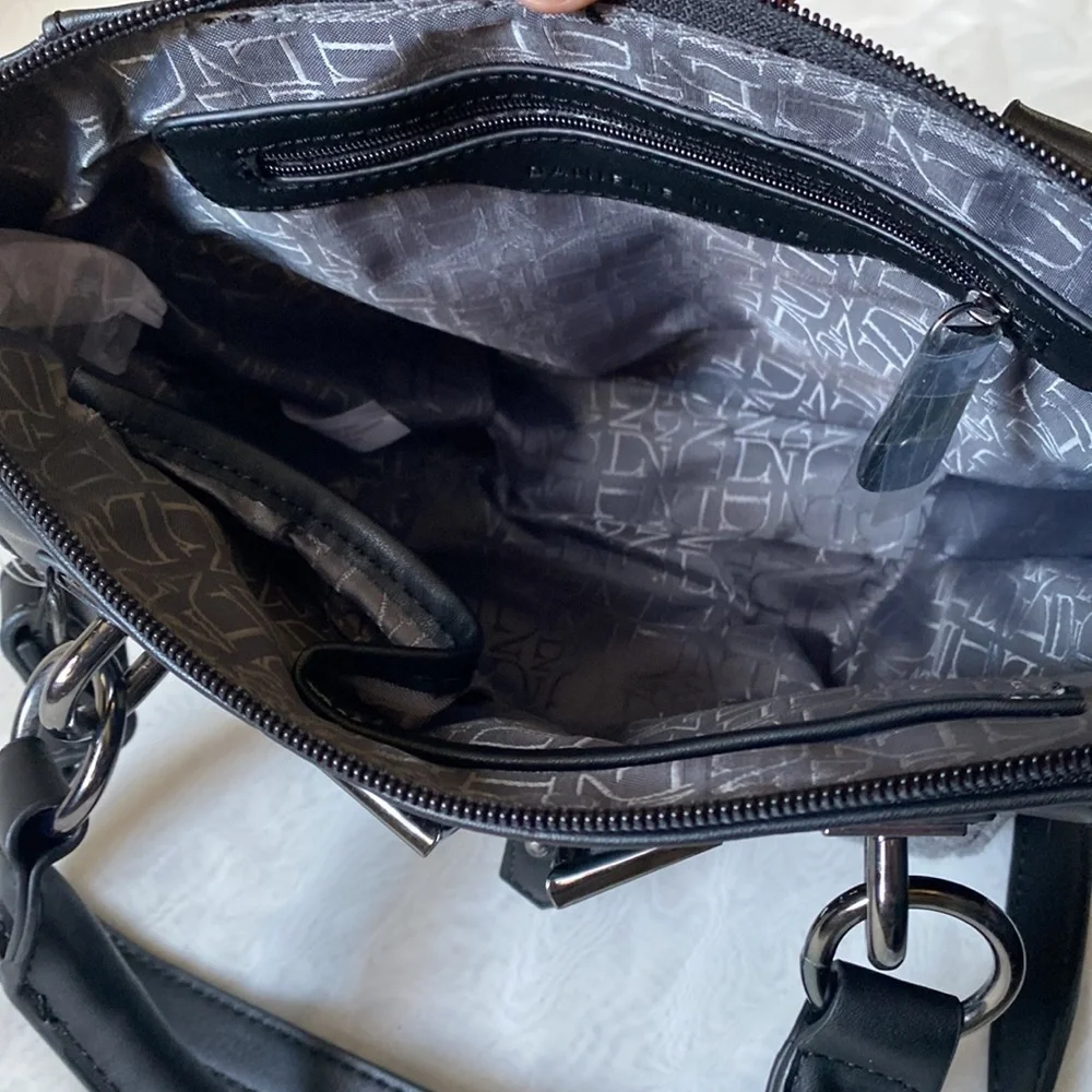 Danielle Nicole Grey Black Fleece satchel with crossbody strap, handbad NWOT - Picture 8 of 8